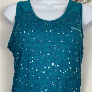 3 for 1 Women Workout Shirts